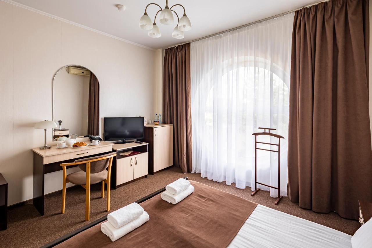 Hotel Galaktika Vynnyky Eksteriør billede