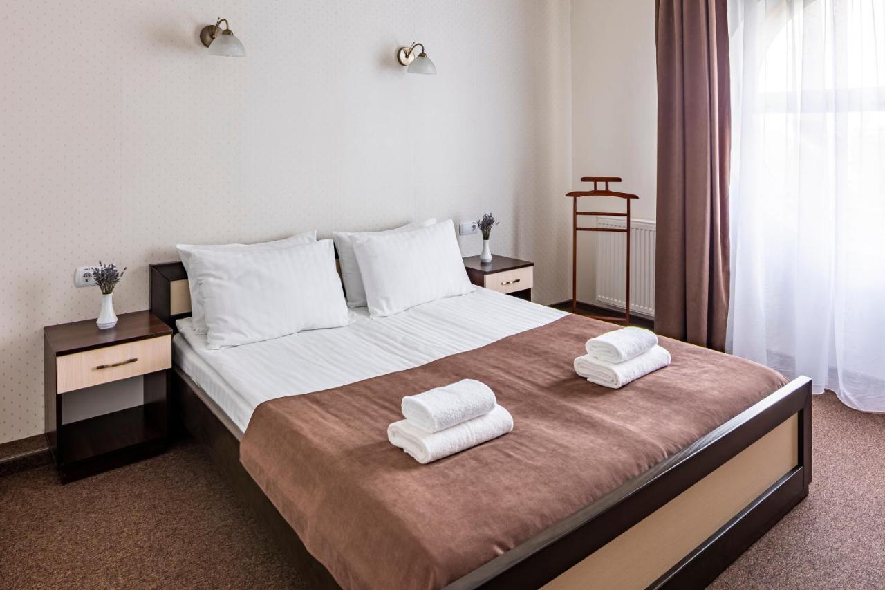 Hotel Galaktika Vynnyky Eksteriør billede