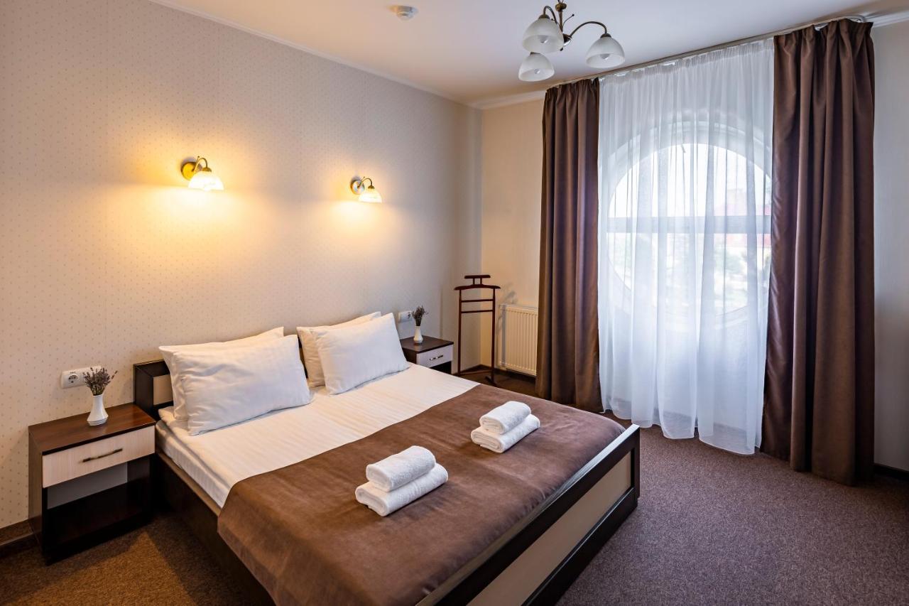 Hotel Galaktika Vynnyky Eksteriør billede